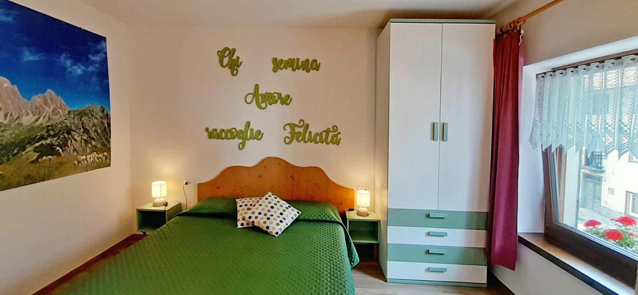 Appartamento Casa Mariani-Tortoi Candide Esterno foto